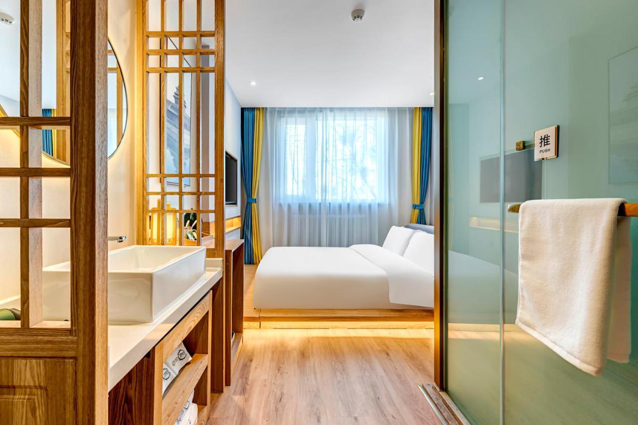Happy Dragon Universal Vacation Hotel - Close To Universal Studio And Wanda Plaza,Free Shuttle To The Resort,Free Coffee,Laundry بكين المظهر الخارجي الصورة