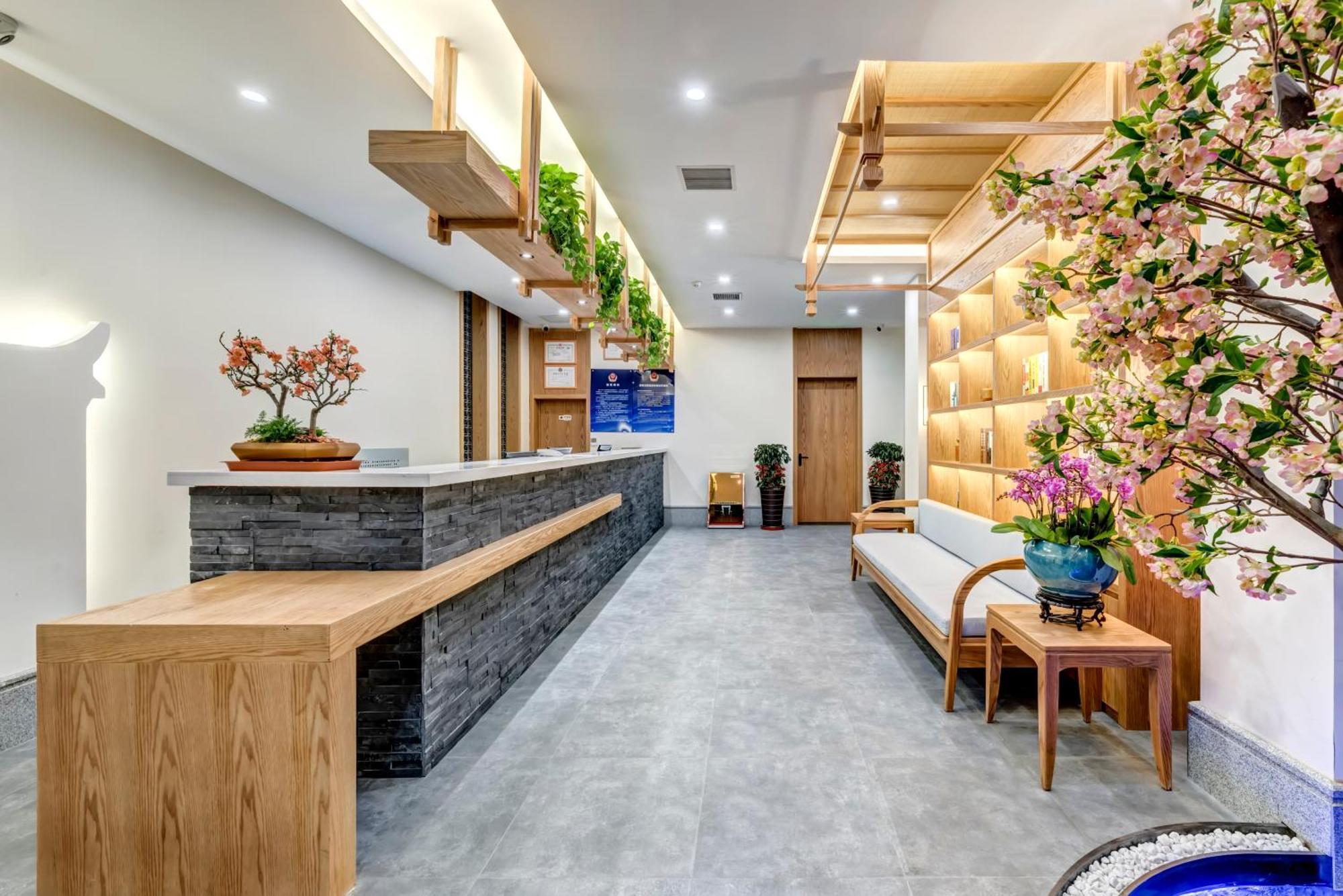 Happy Dragon Universal Vacation Hotel - Close To Universal Studio And Wanda Plaza,Free Shuttle To The Resort,Free Coffee,Laundry بكين المظهر الخارجي الصورة